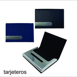 Tarjetero forrado liso